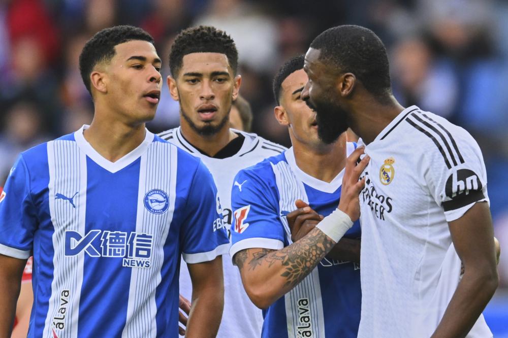 伤人画面的 伤人画面的